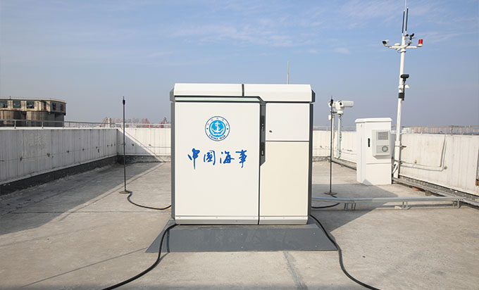 上海：看得清、喊得到、管得住
順利完成首次無人機夜間巡航執法
