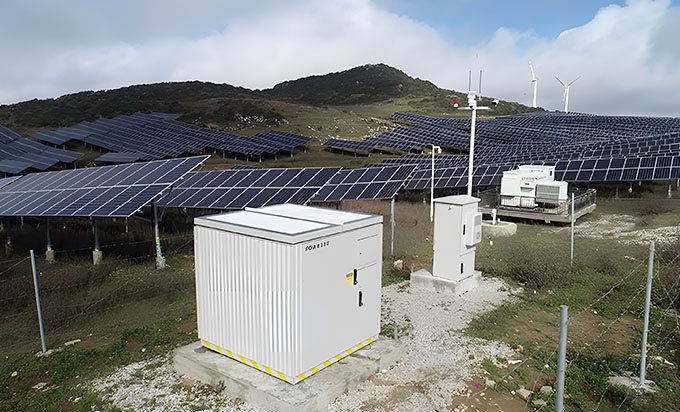 貴州：賦能智慧光伏電站自動飛行無人機+AI識別閉環智能巡檢
