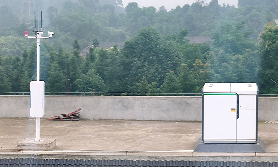 無(wú)人機(jī)自動(dòng)巡邏化工園區(qū)，復(fù)亞智能護(hù)航化工安全生產(chǎn)